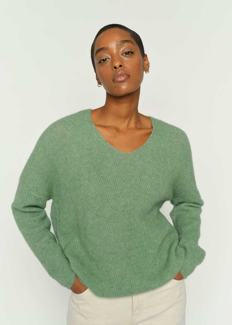 MOS MOSH Turf Green Thora V-Neck Knit | 153900